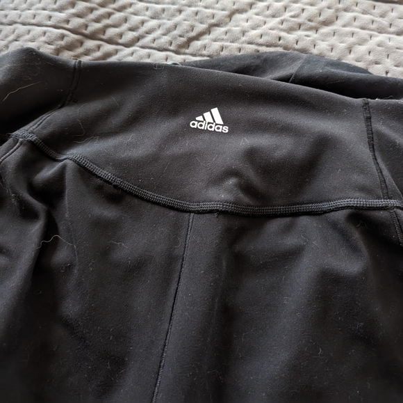 Adidas 2 piece athletic set. - Picture 5 of 6